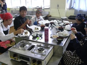 できあがりです！みんなで食べると美味しいですよね。