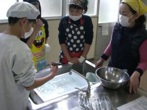 慣れない手つきですが…いざ出陣!